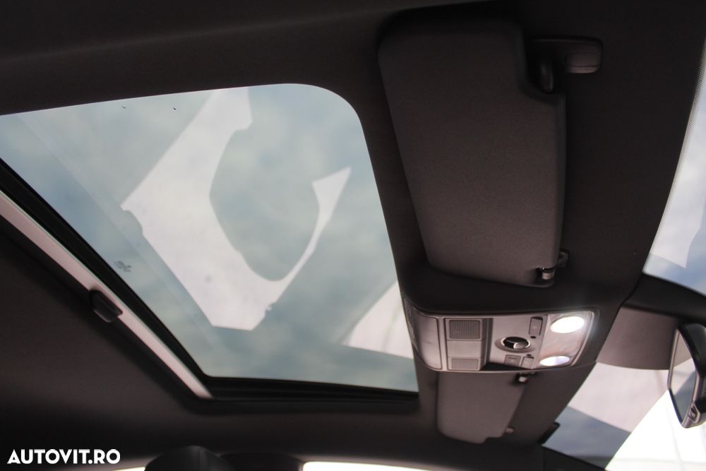 Volkswagen Passat CC 2.0 TDI BlueMotion Technology DSG - 11
