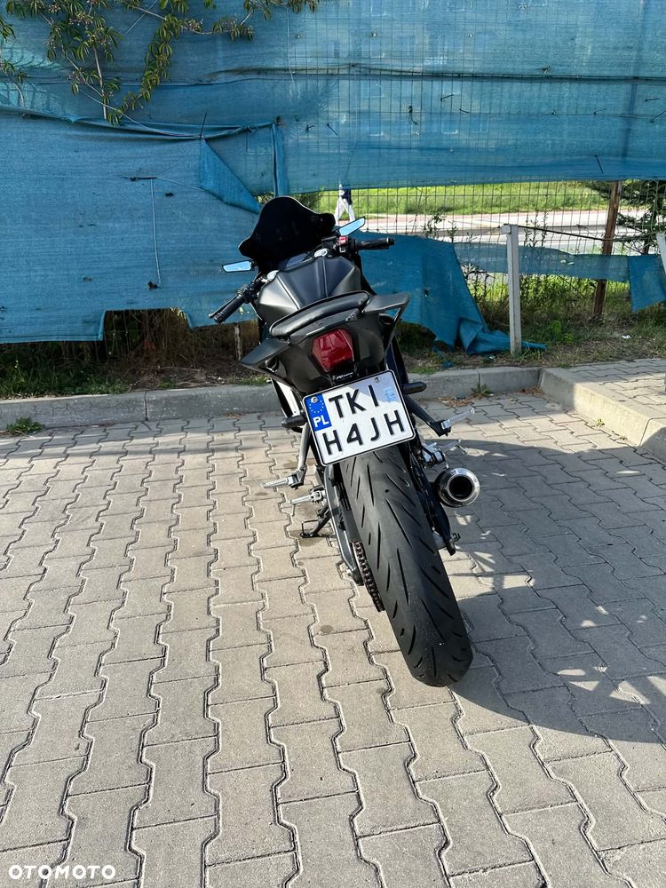 Yamaha YZF - 5