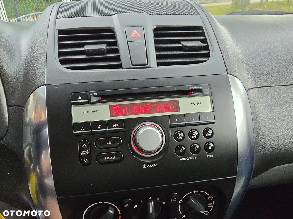 Suzuki SX4 1.6 VVT Automatik 4x2 Comfort - 34