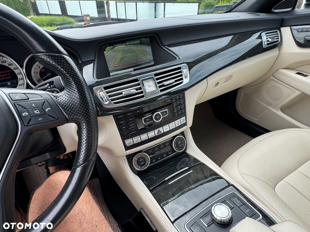 Mercedes-Benz CLS 500 4-Matic 9G-TRONIC - 13