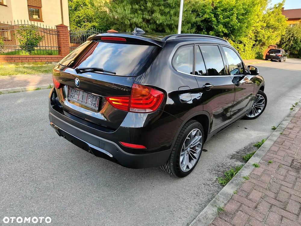 BMW X1 sDrive16d Sport Line - 11