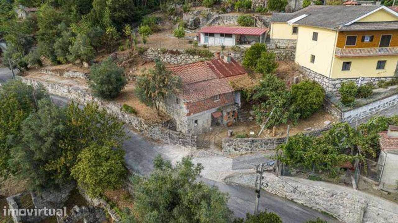 Moradia T2 para venda - Grande imagem: 2/4
