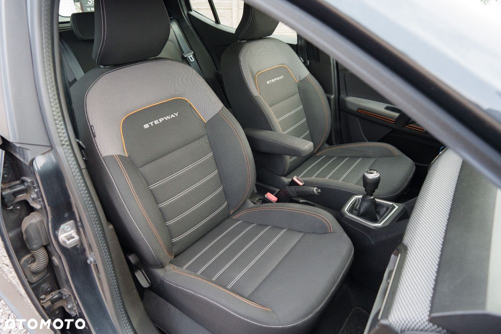 Dacia Sandero Stepway TCe 90 Comfort - 28