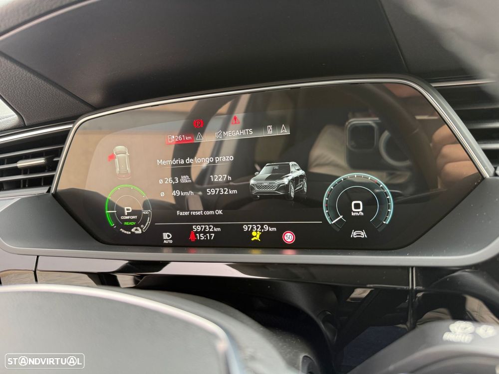 Audi Q8 e-Tron 55 quattro Advanced - 16
