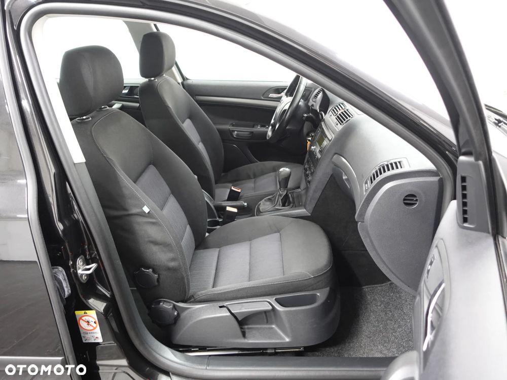 Skoda Octavia 1.8 T FSI Elegance - 25