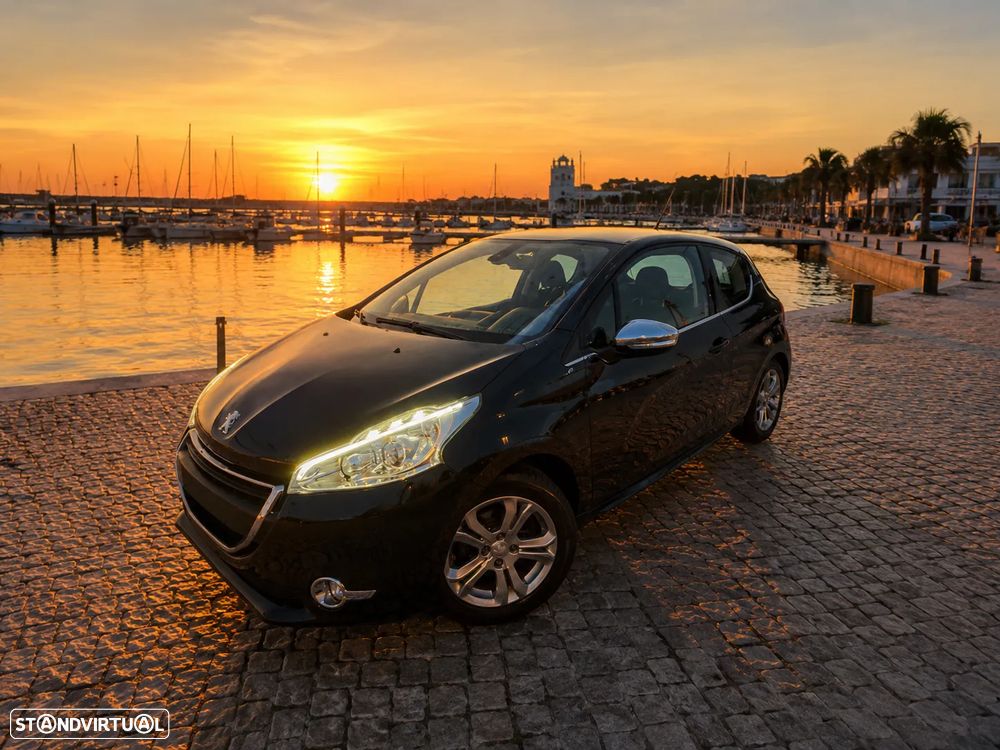 Peugeot 208 82 VTI Allure - 2