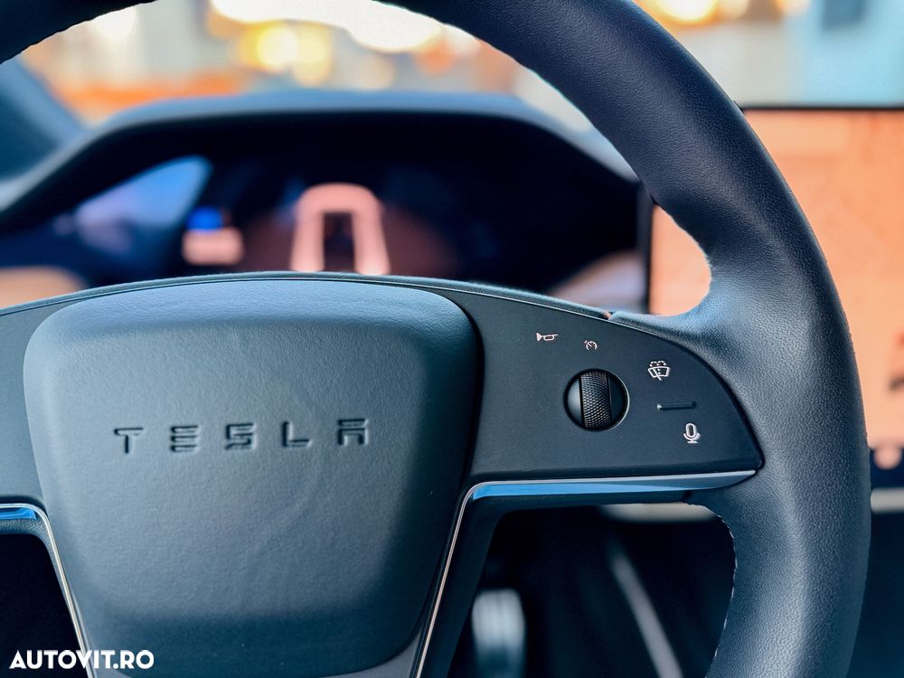 Tesla Model X Long Range - 27