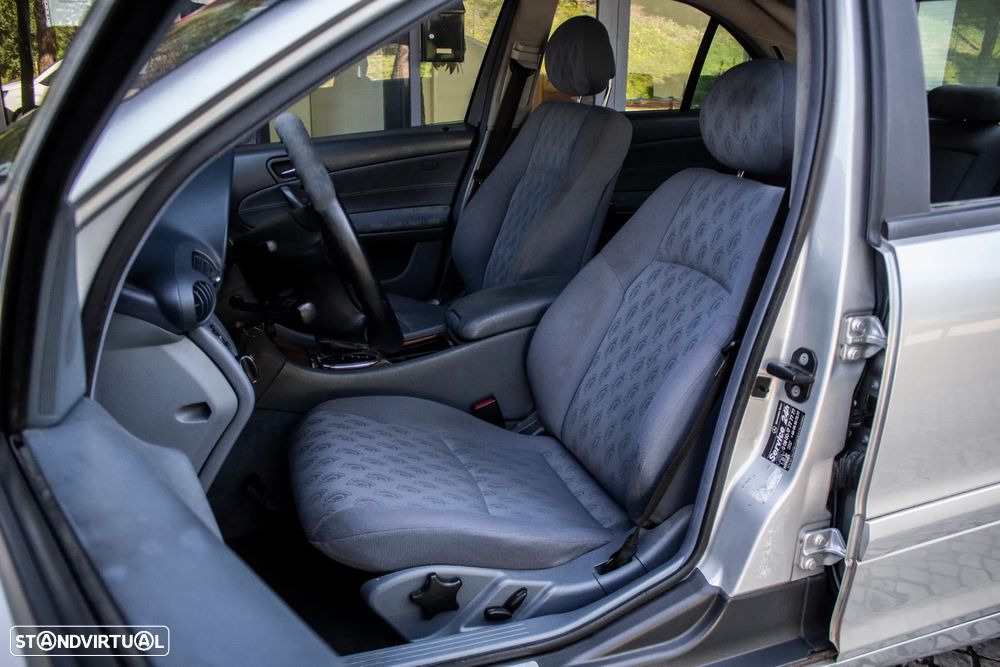 Mercedes-Benz C 220 - 25