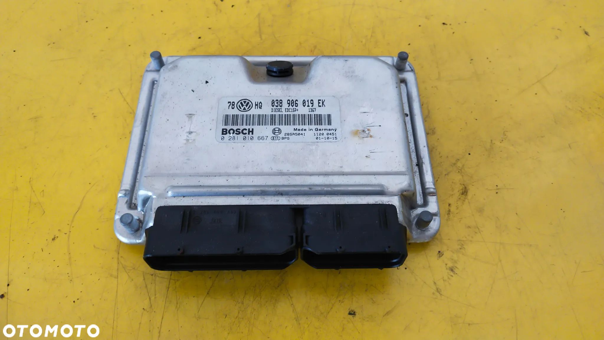 KOMPUTER SILNIKA VOLKSWAGEN  038906019EK - 1