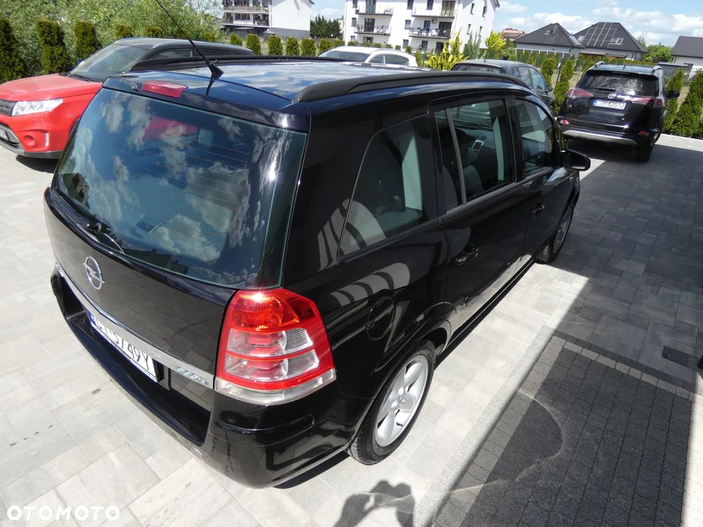 Opel Zafira 1.6 Enjoy - 10