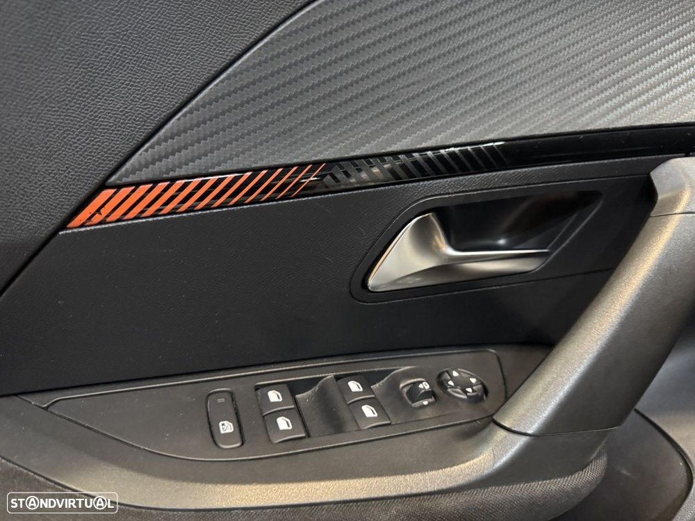 Peugeot 2008 1.5 BlueHDi Active Pack - 17