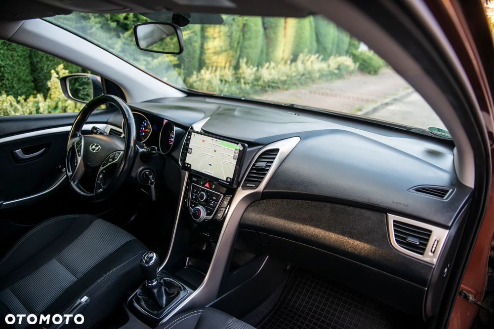 Hyundai i30 1.4 Comfort - 38
