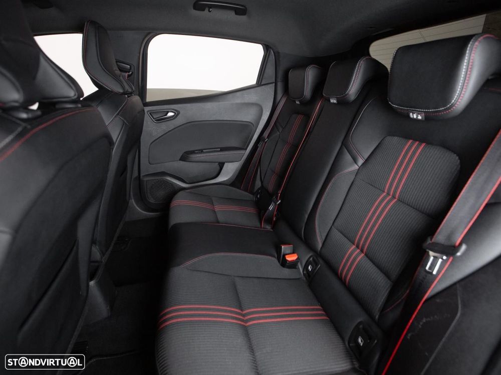 Renault Clio 1.5 Blue dCi RS Line - 10