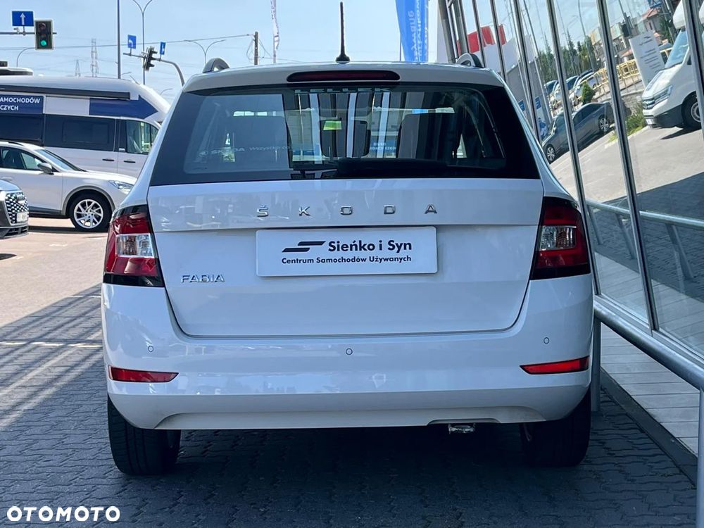 Skoda Fabia 1.0 TSI Ambition - 14