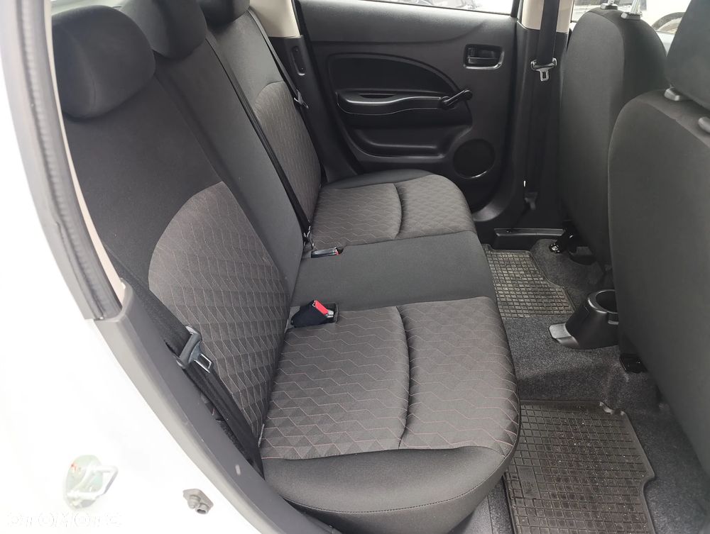Mitsubishi Space Star 1.2 - 10