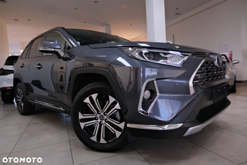 Toyota RAV4 2.5 Hybrid Black Edition by JBL 4x4 - 7