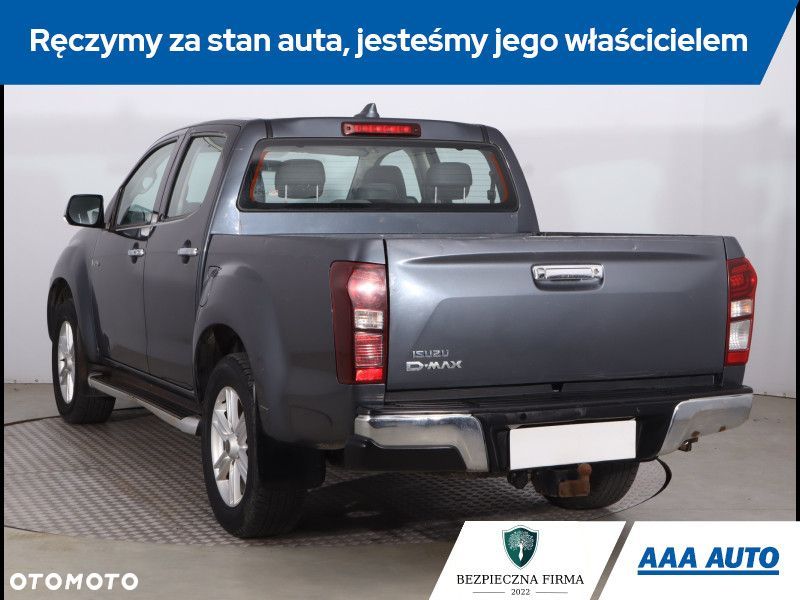 Isuzu D-Max - 6