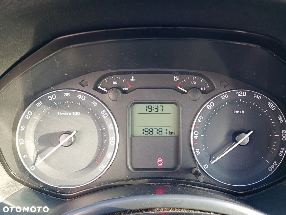 Skoda Octavia 1.8 TSI Ambiente - 17