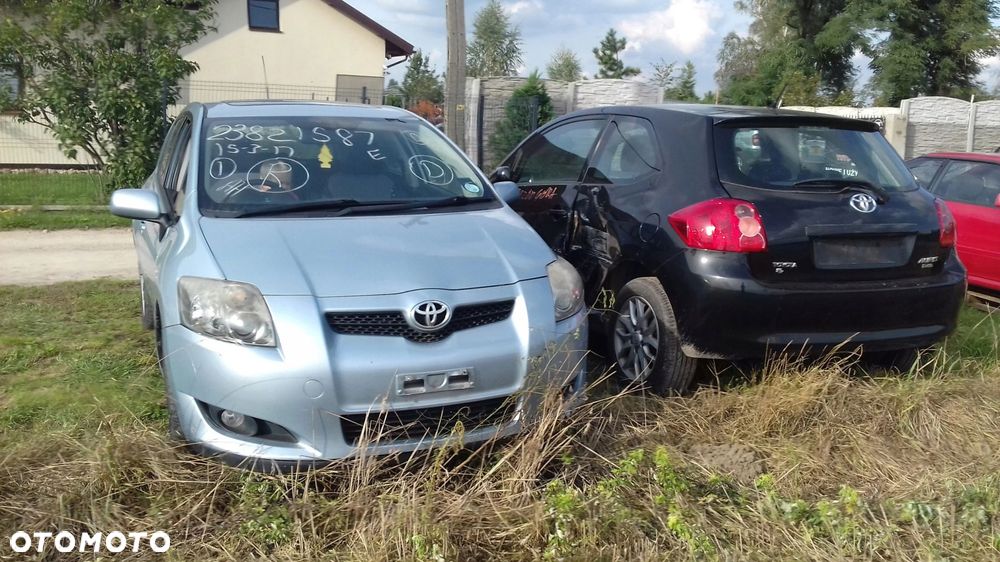 Toyota Auris I kolektor wydechowy 1,6 - 7