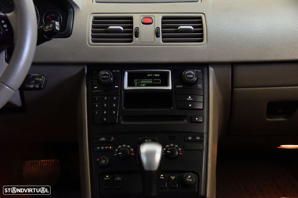 Volvo XC 90 2.4 D5 7L Executive - 23