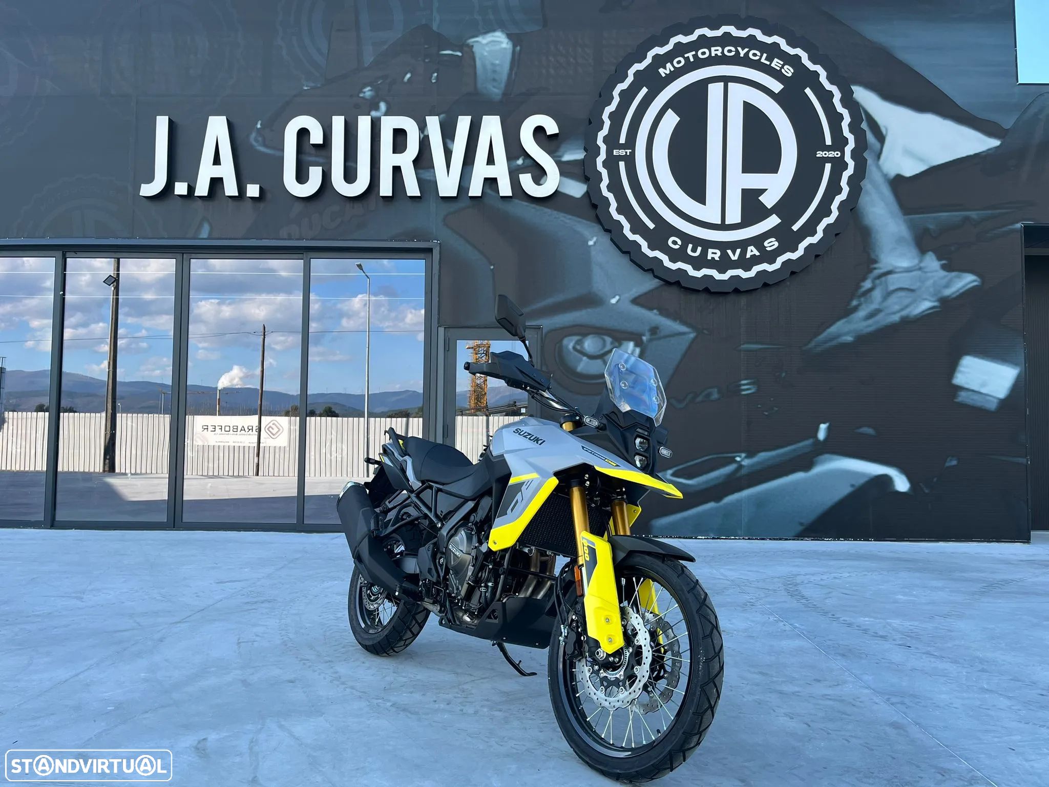 Suzuki V Strom 800 DE - 1