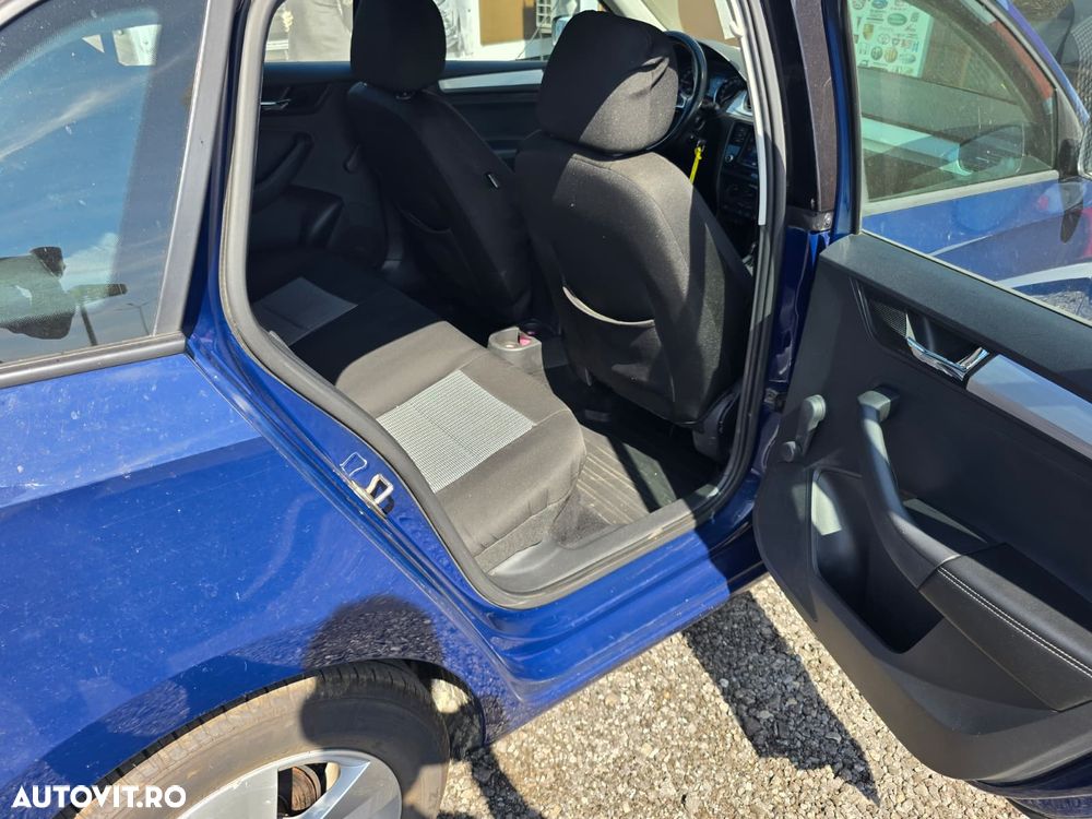 Skoda RAPID 1.4 TDI Ambition - 18