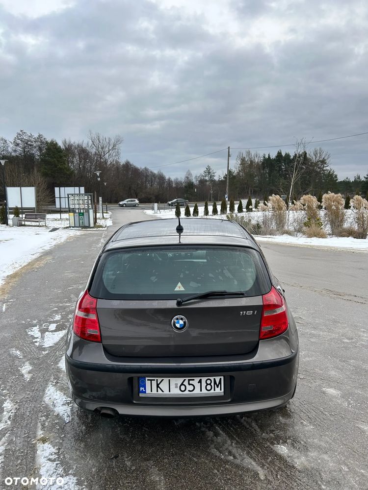 BMW Seria 1 118i - 5