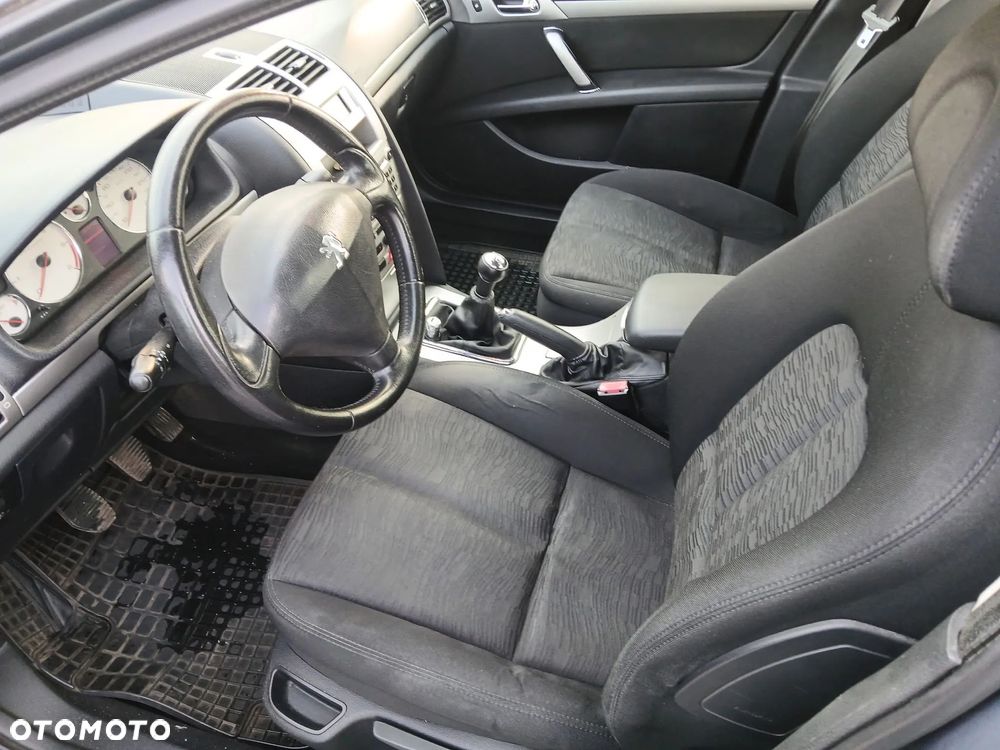 Peugeot 407 1.6 HDi Presence - 10