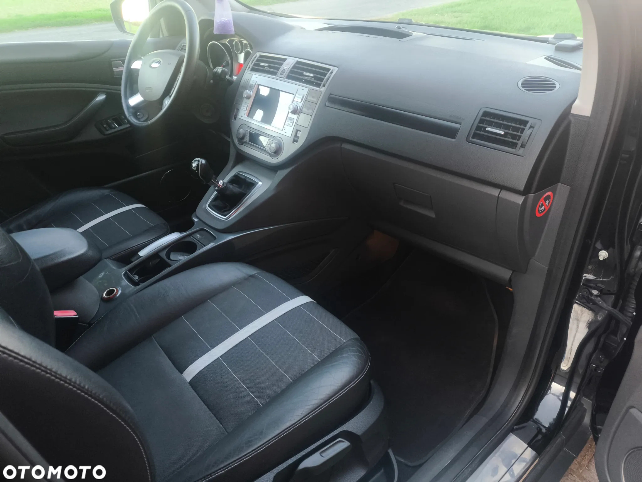 Ford Kuga 2.0 TDCi 4WD Titanium - 6
