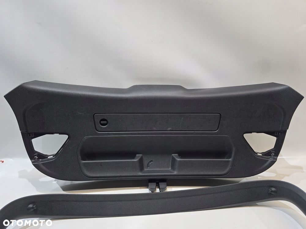 TAPICERKA KLAPY BAGAŻNIKA AUDI A1 8X 8X4867979 - 2