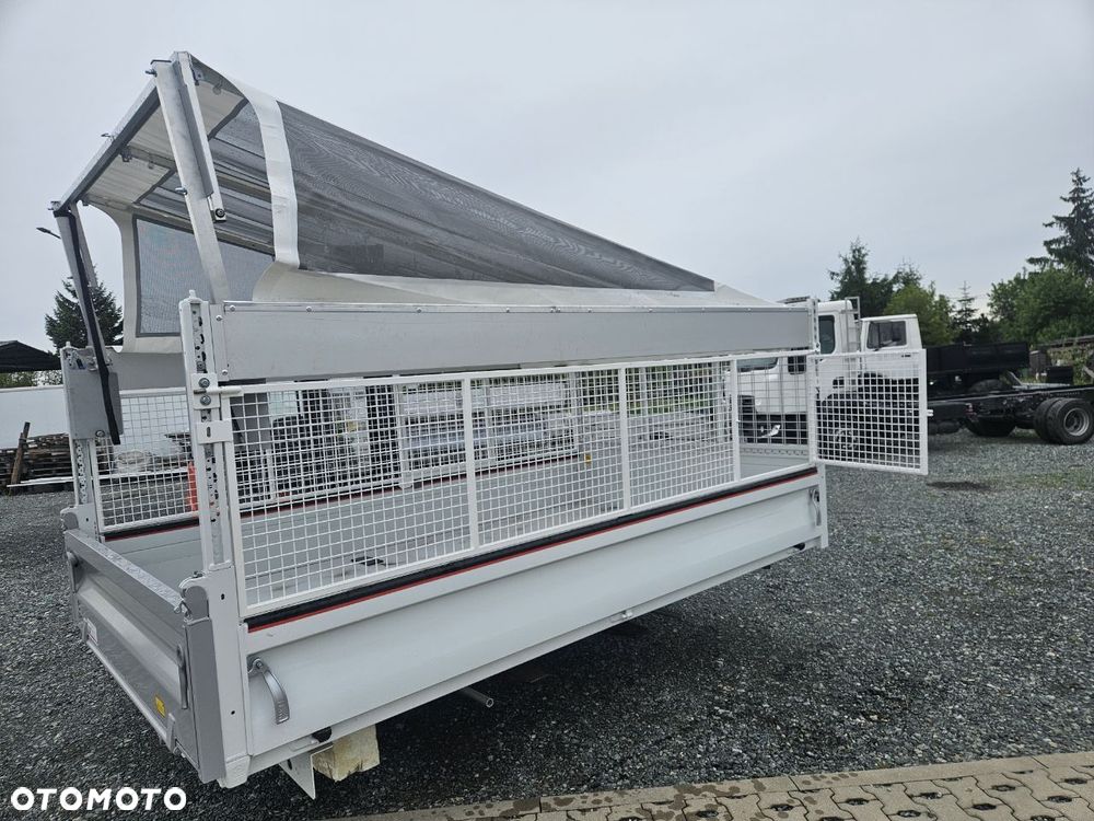 Iveco 50c/70c wywrotka z siatkami i dachem - 10