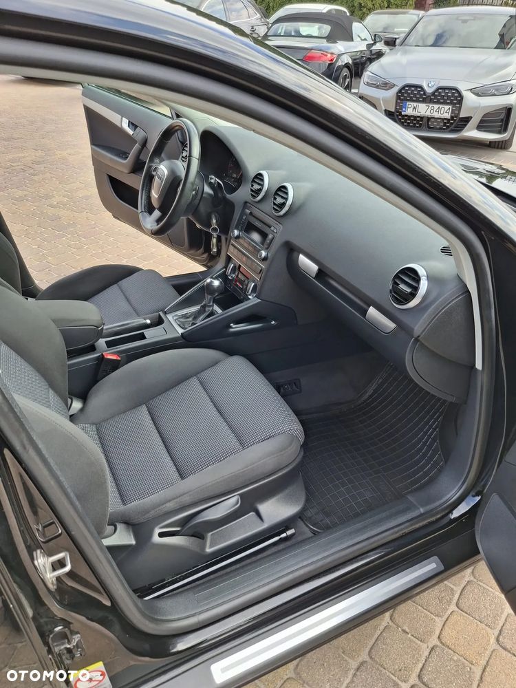 Audi A3 Sportback - 16