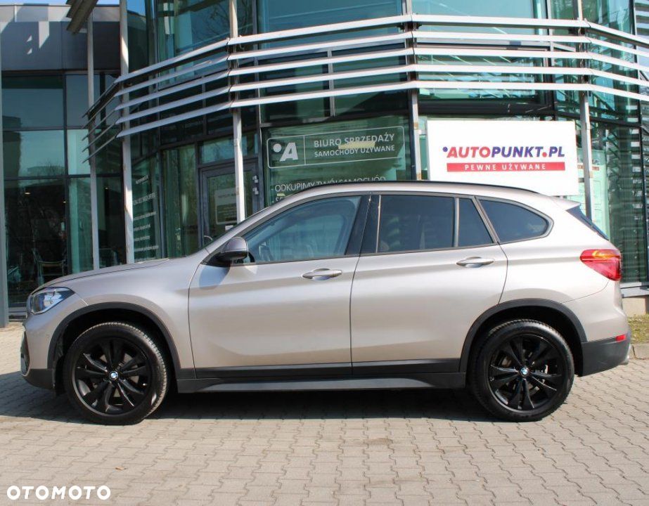 BMW X1 - 8