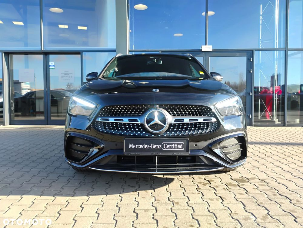 Mercedes-Benz GLA 200 AMG Line - 2