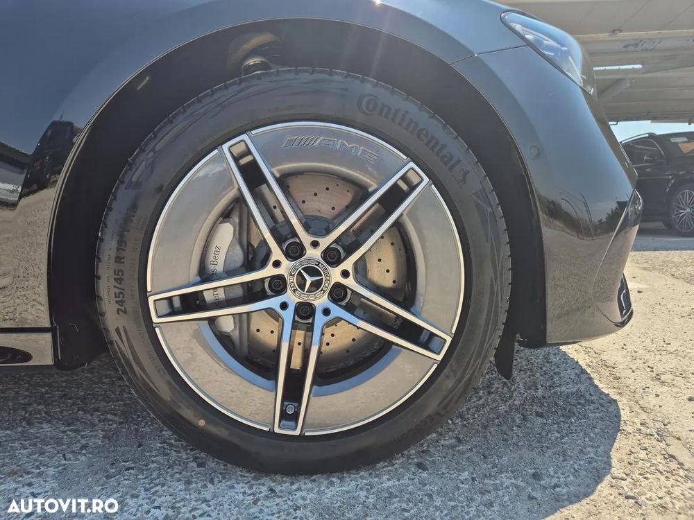 Mercedes-Benz E - 14