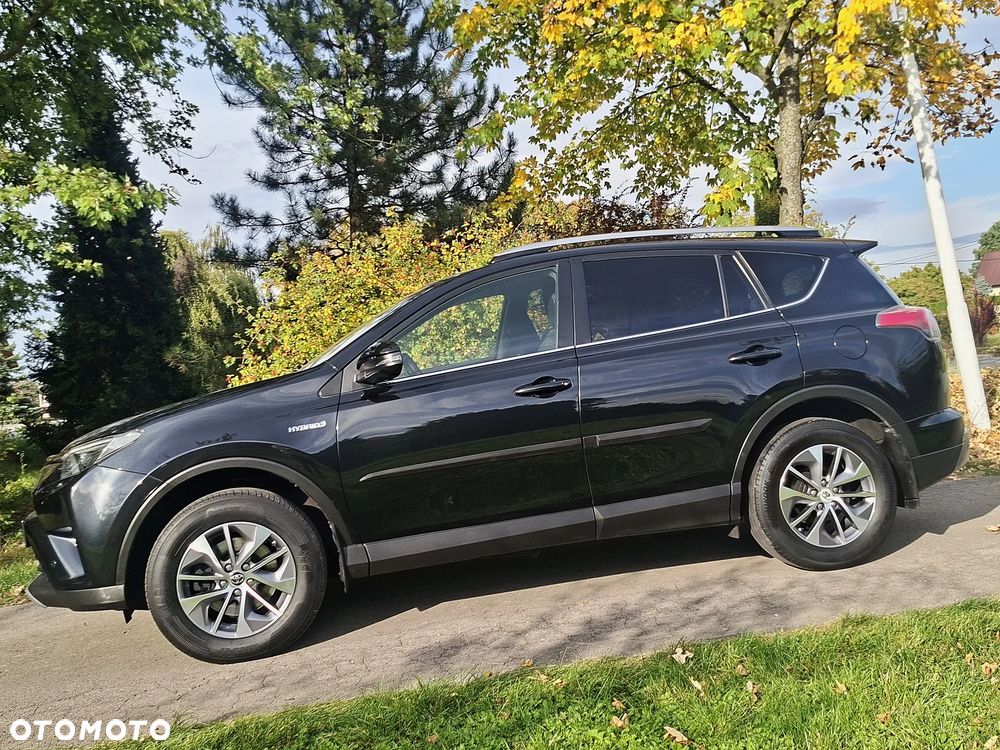 Toyota RAV4 - 4