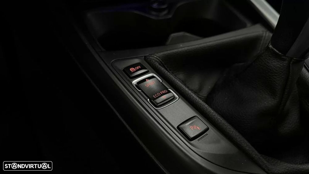 BMW 116 d EfficientDynamics Edition Sport Line - 24