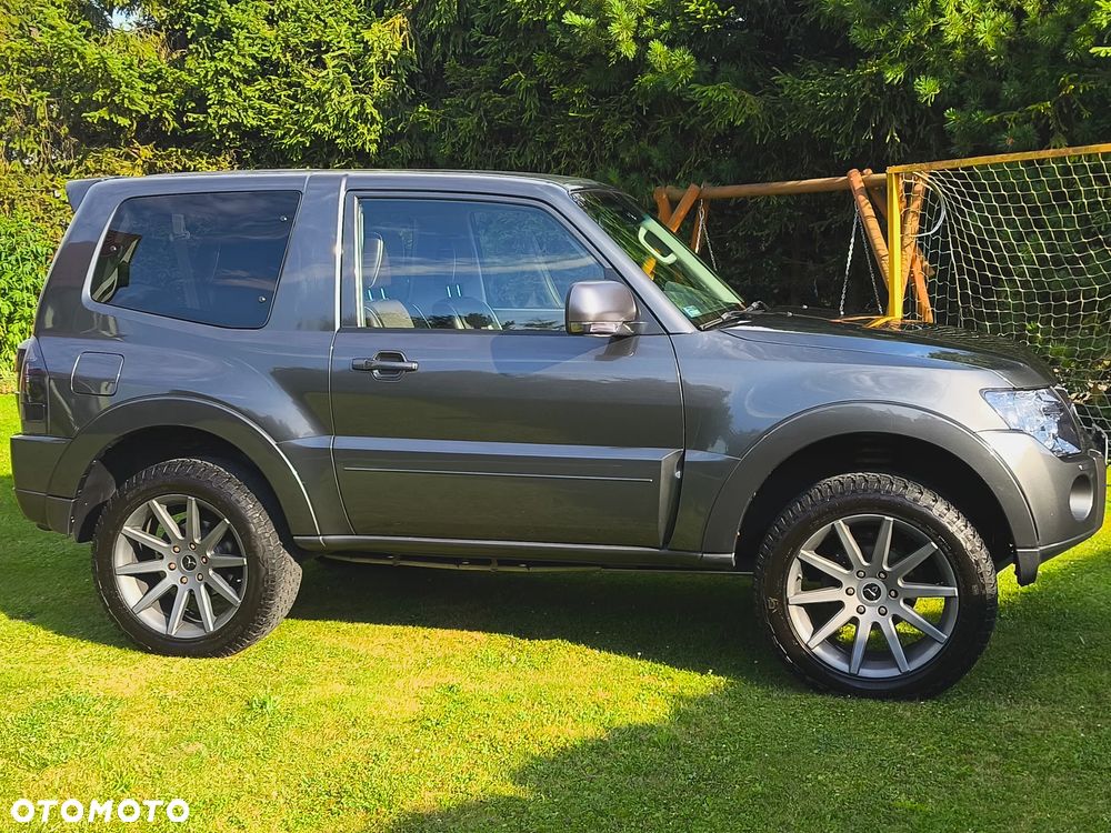 Mitsubishi Pajero 3.2 DI-D Intense - 15