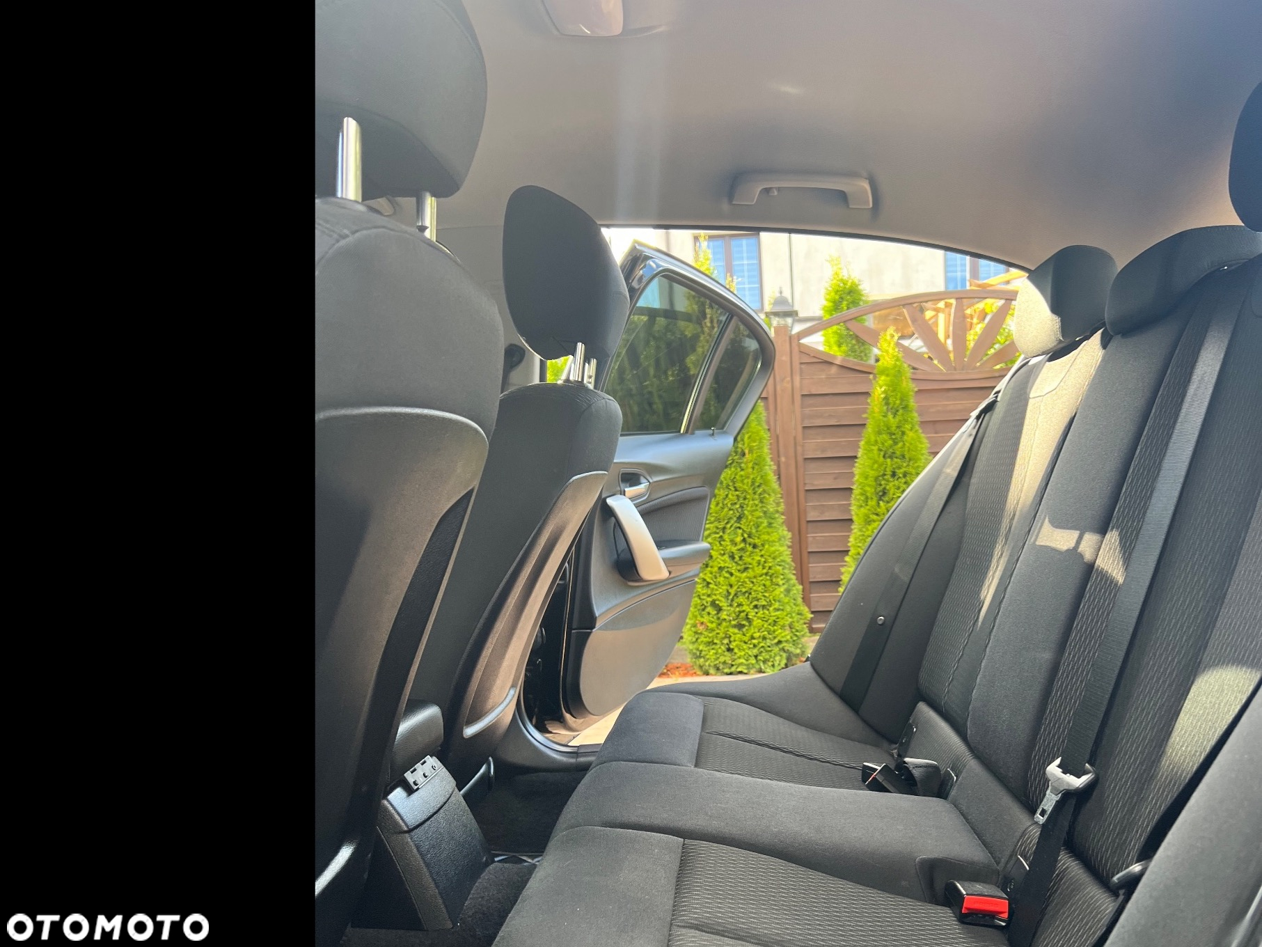 BMW Seria 1 114i - 16