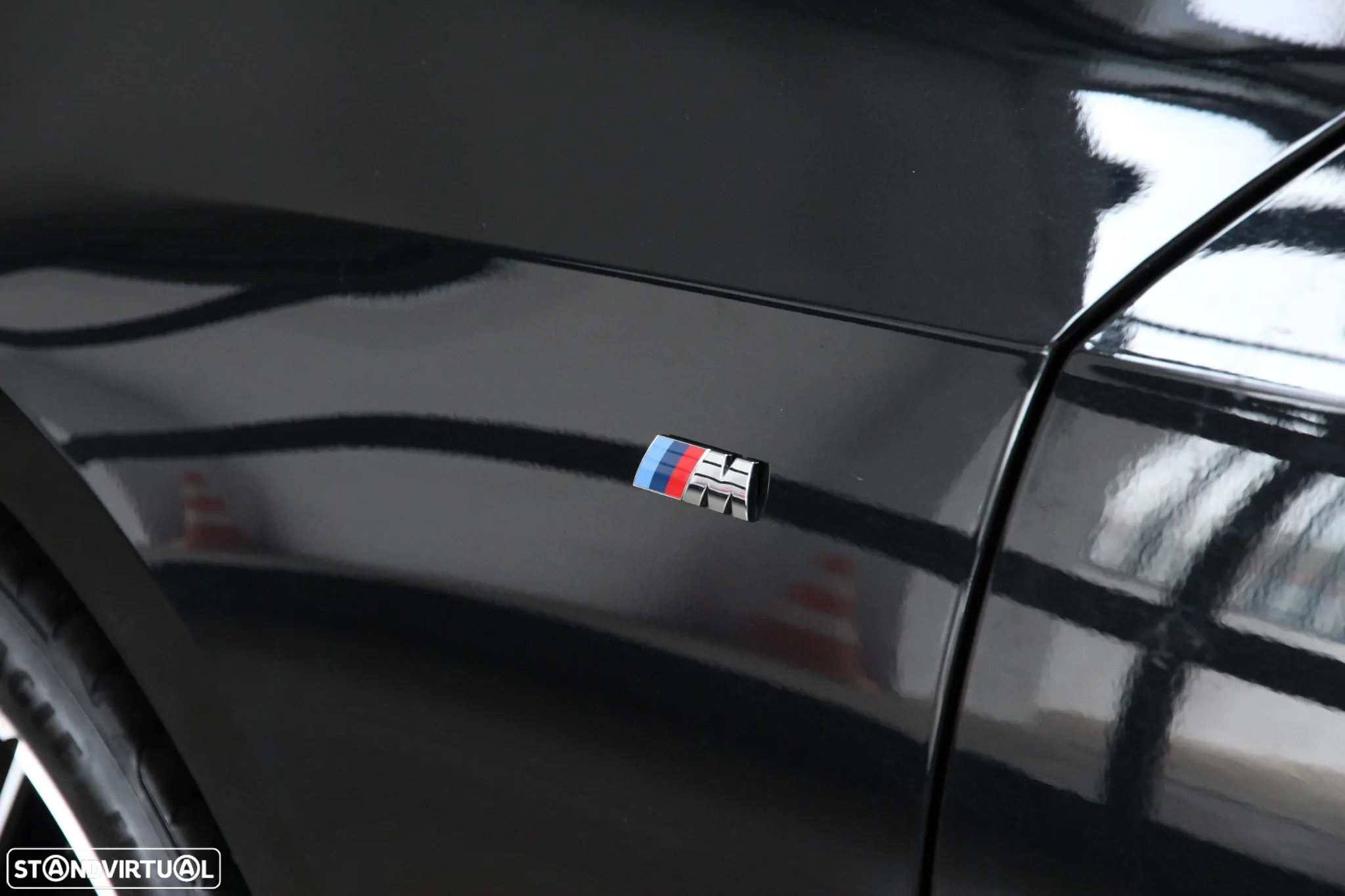BMW 320 d Touring Pack Desportivo M Auto - 7