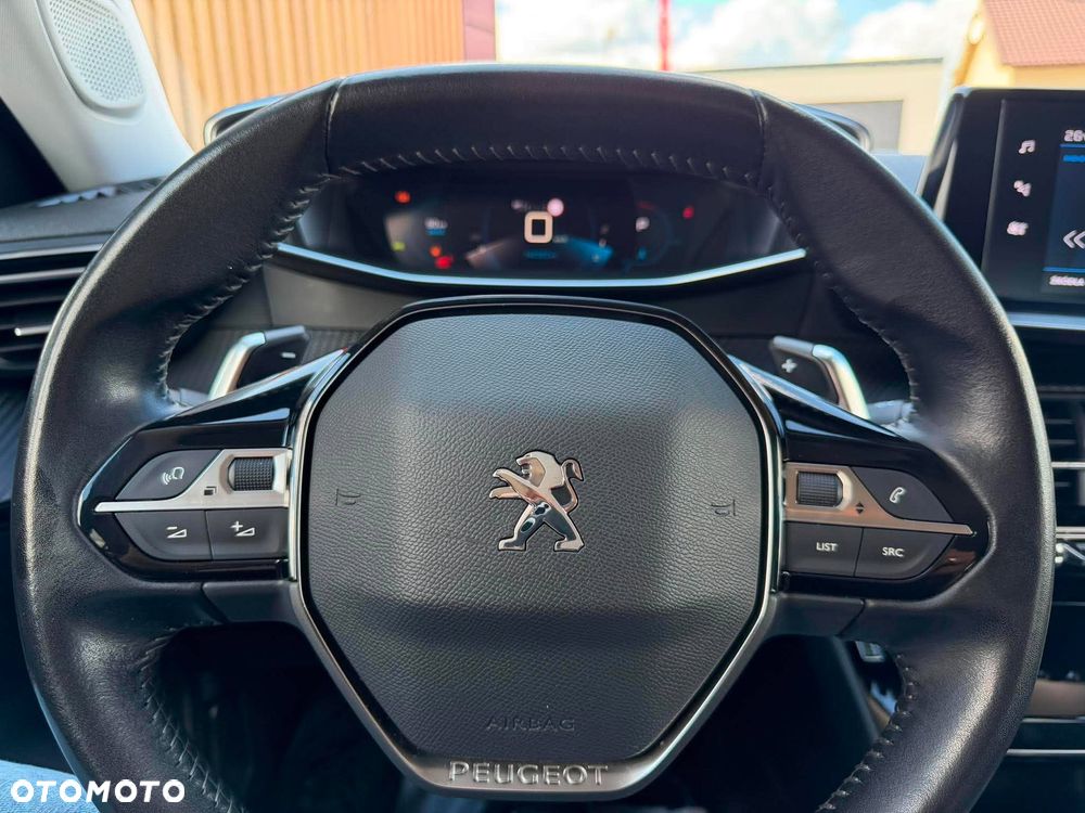 Peugeot 2008 1.5 BlueHDi Allure S&S EAT8 - 16