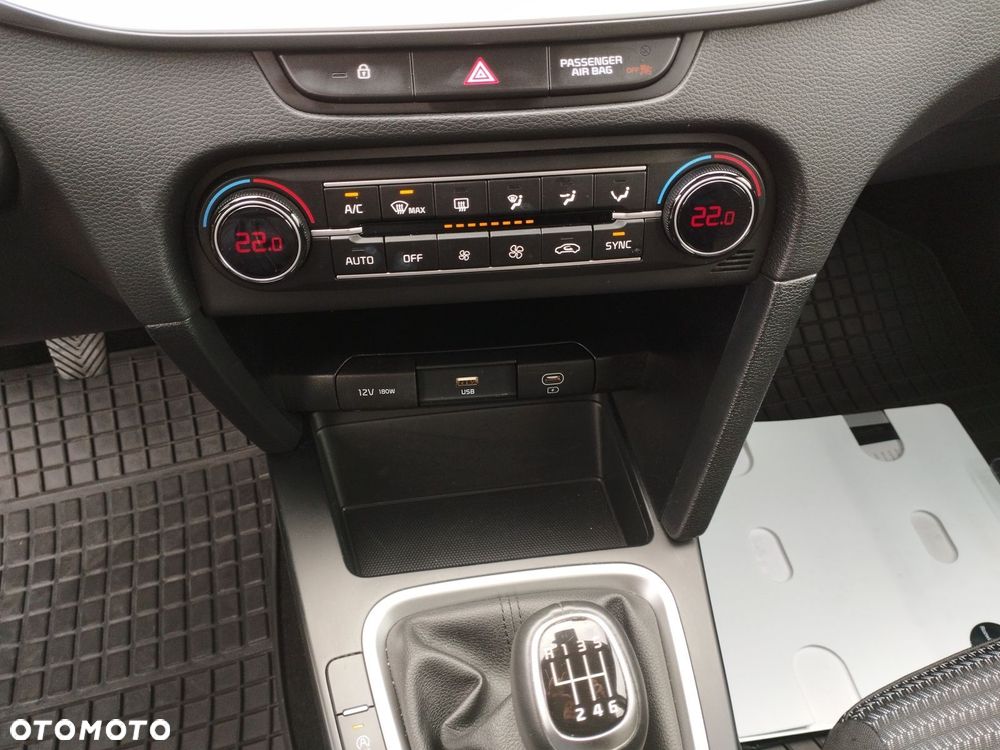 Kia Ceed 1.5 T-GDI M - 15