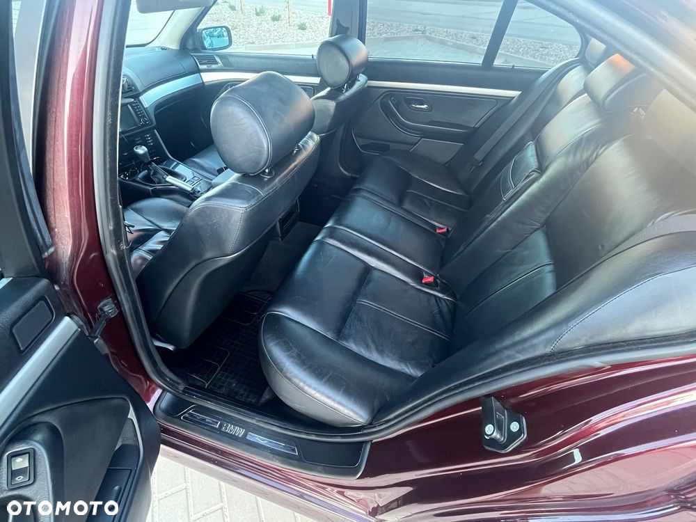 BMW Seria 5 - 13