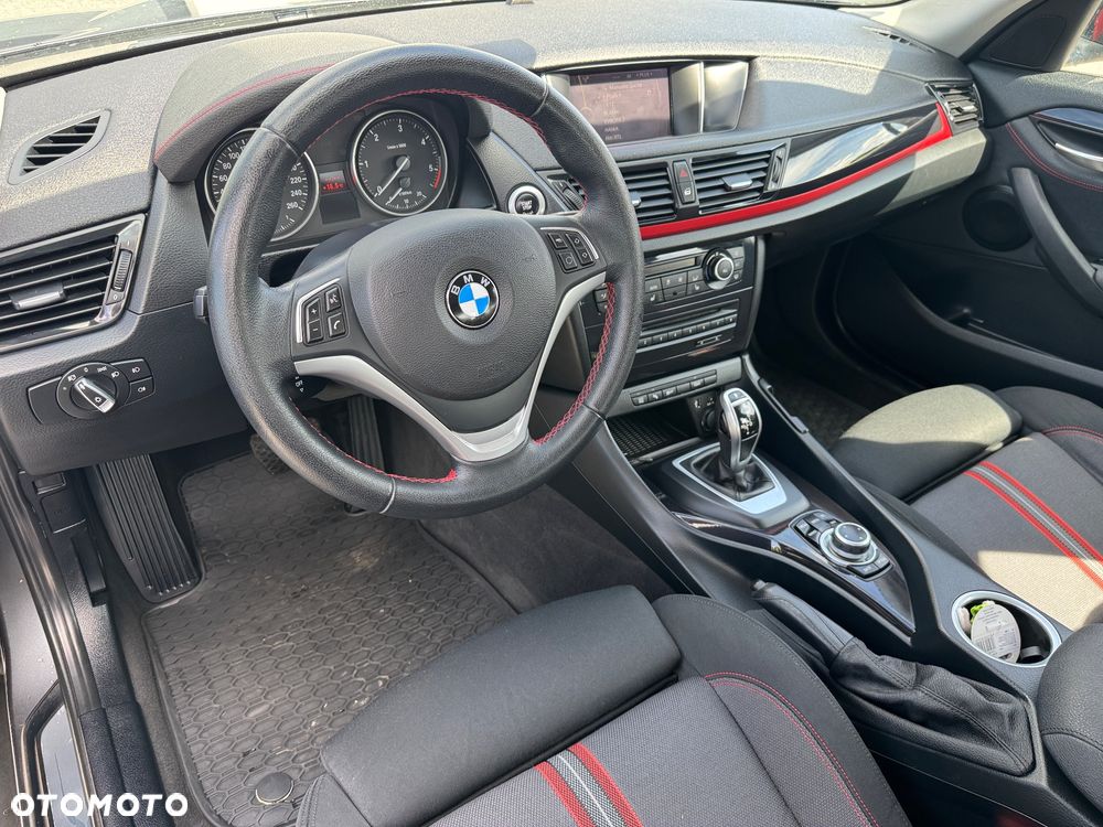 BMW X1 sDrive18d Sport Line - 17