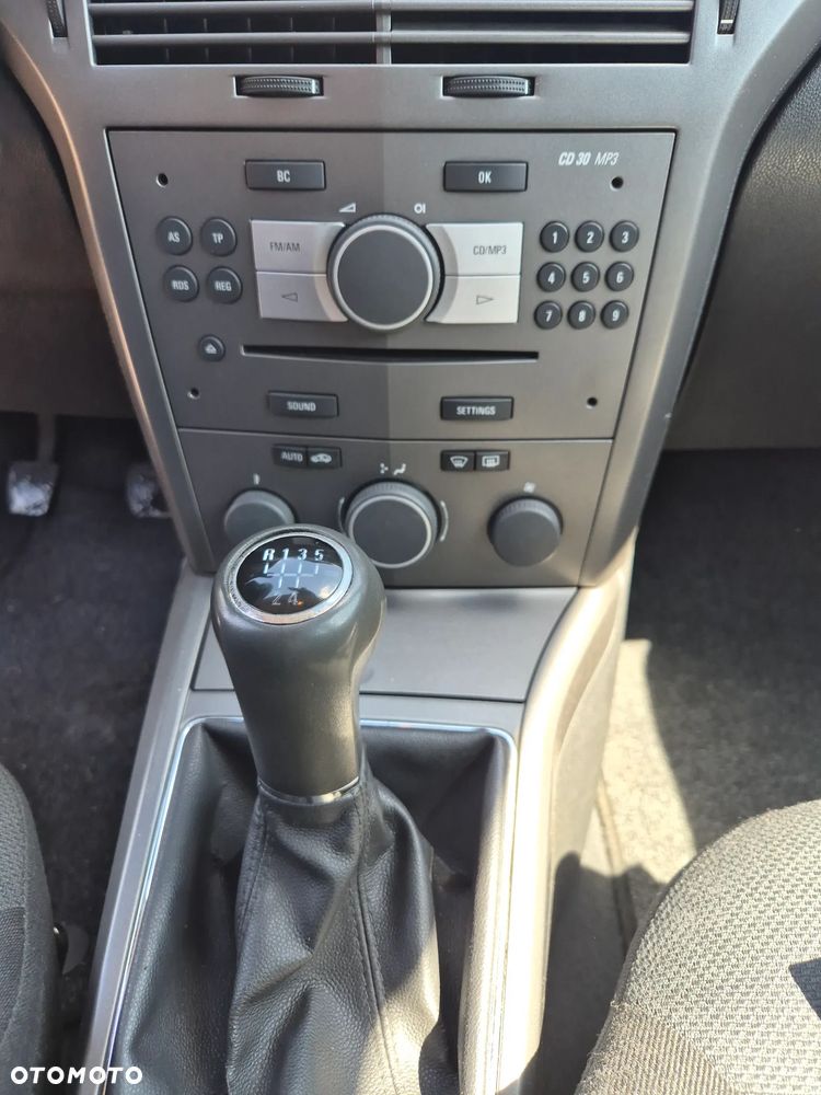 Opel Astra 1.6 Edition Plus - 17