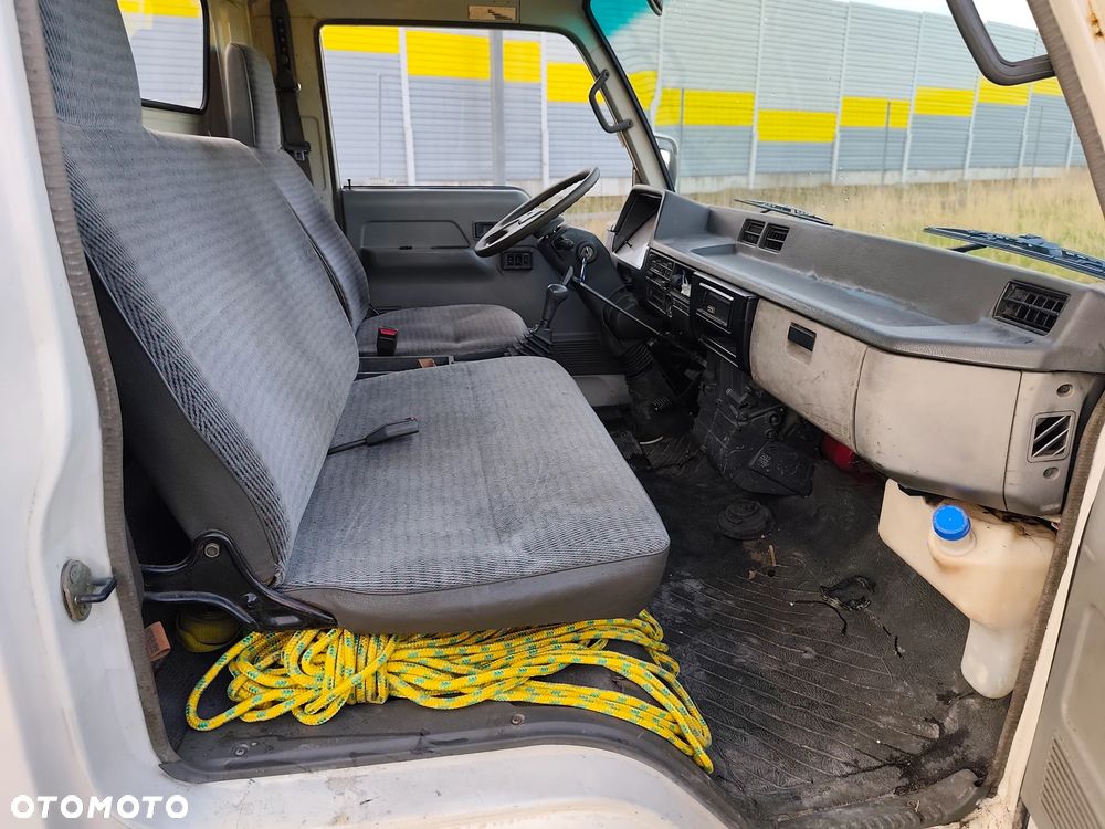 Mitsubishi Canter - 6