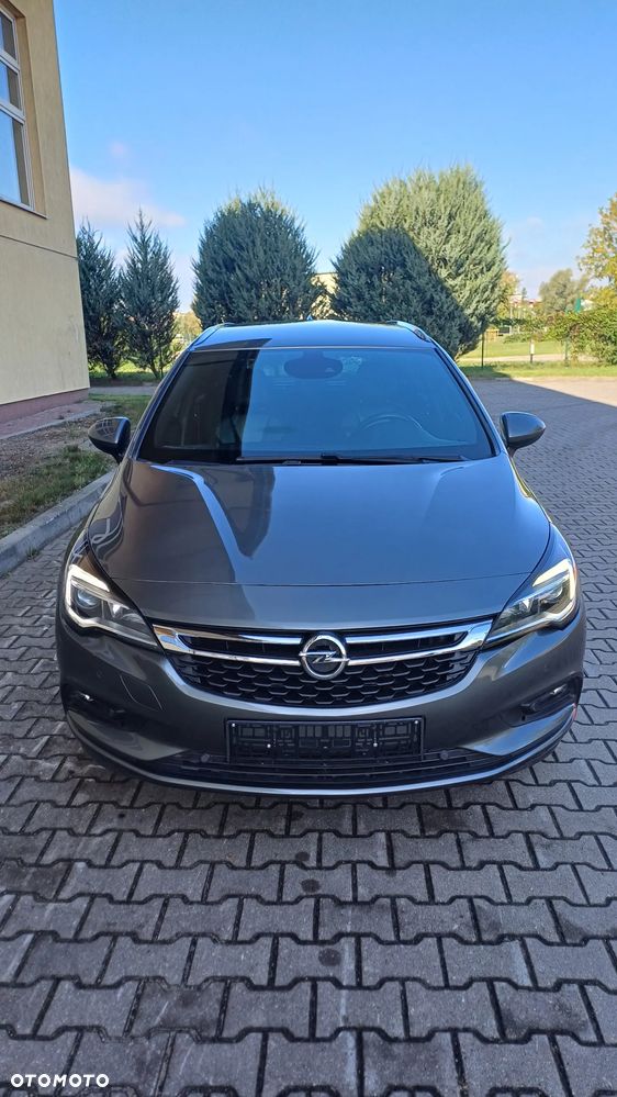 Opel Astra 1.6 D (CDTI) Start/Stop Sports Tourer Innovation - 4