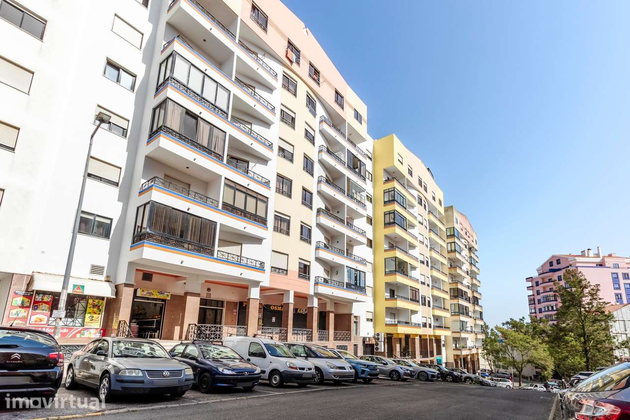 Apartamento T2 c/ 2 Lugares de Estacionamento e Terraço c/ 30m2 em Mem - Grande imagem: 3/50