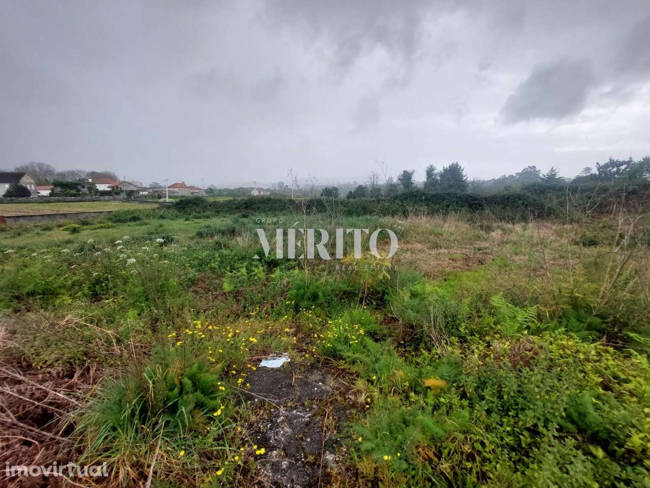 Terreno de construção com projeto aprovado para Moradia T4 com piscina - Grande imagem: 5/10
