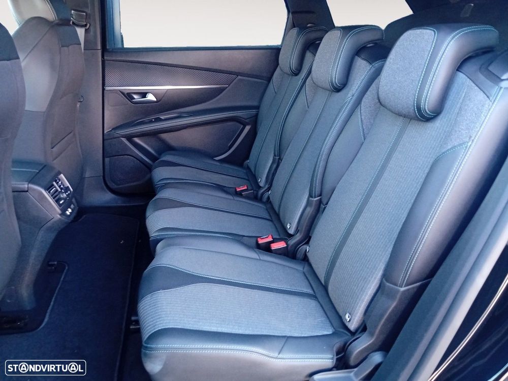 Peugeot 5008 1.5 BlueHDi Allure Pack EAT8 - 13